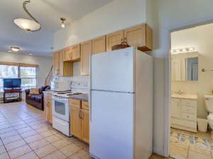 Townhome/KitchenBath.JPG